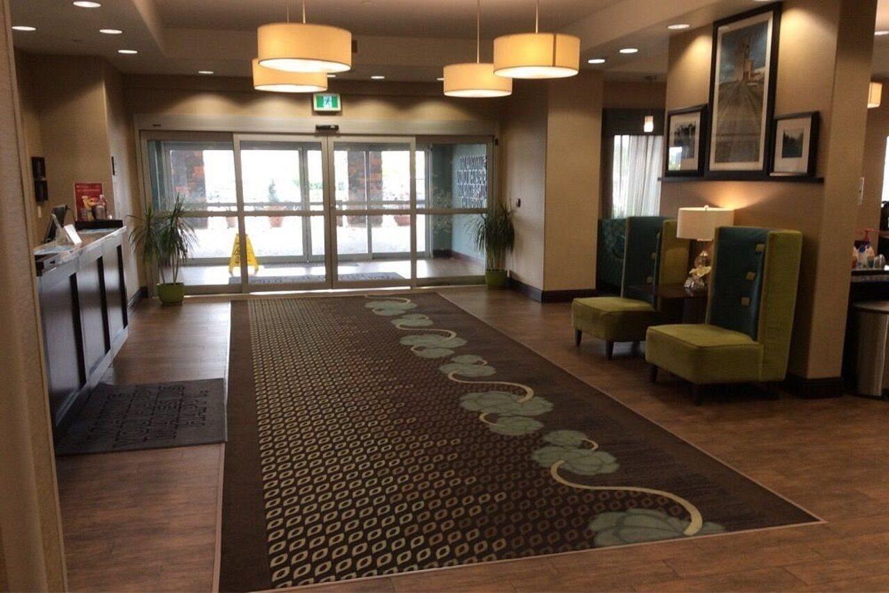 Hampton Inn Saskatoon South Exterior foto