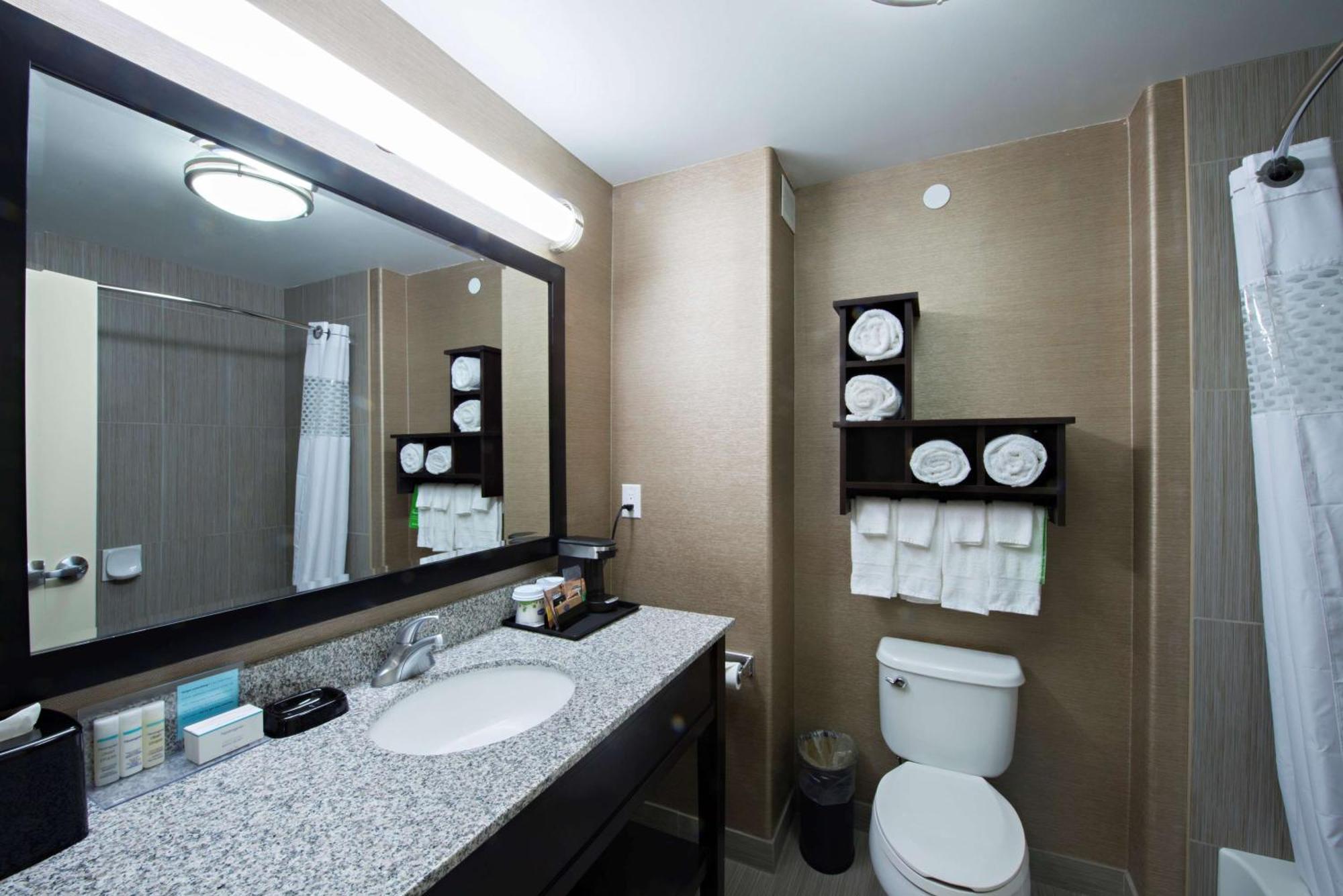 Hampton Inn Saskatoon South Exterior foto