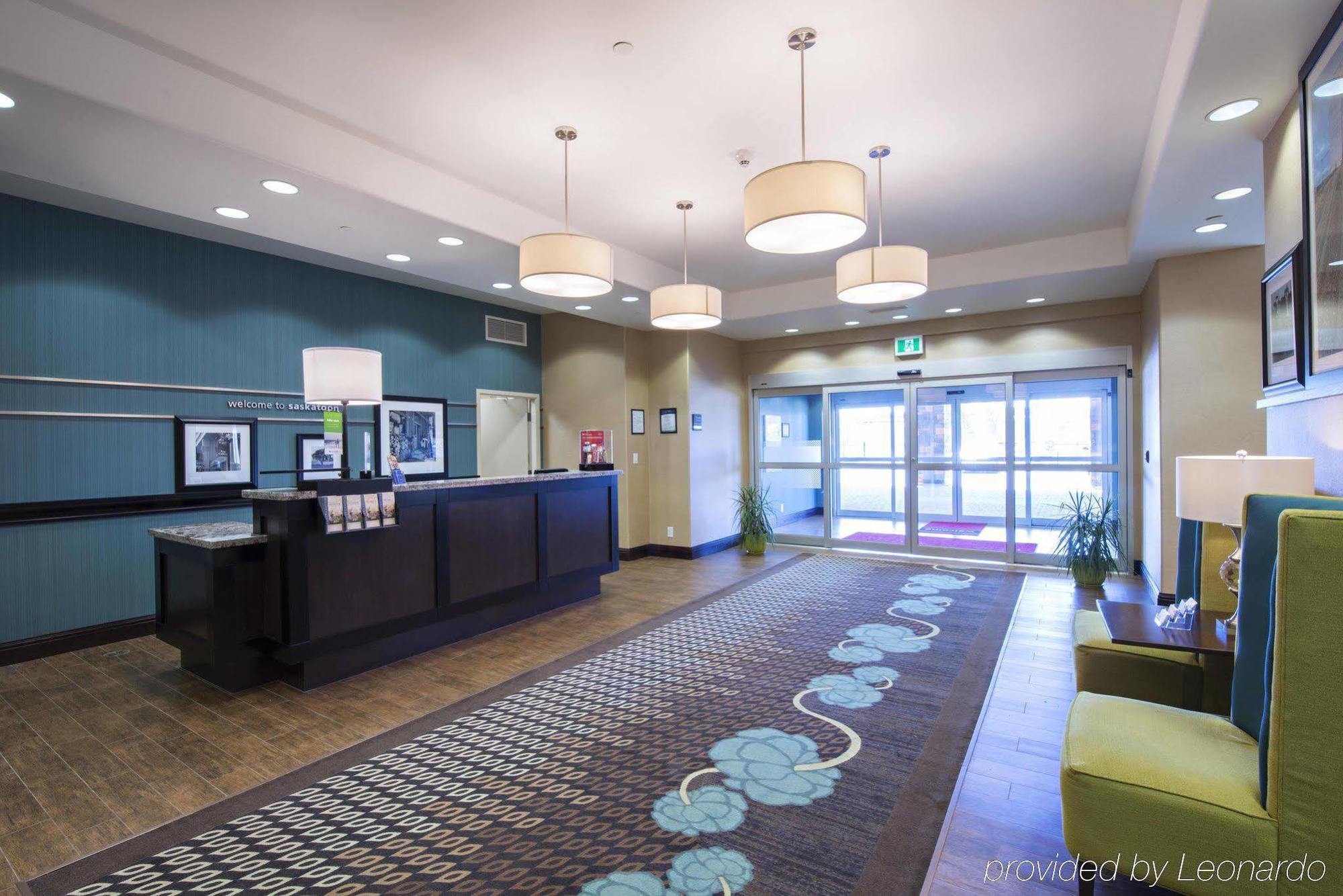 Hampton Inn Saskatoon South Exterior foto